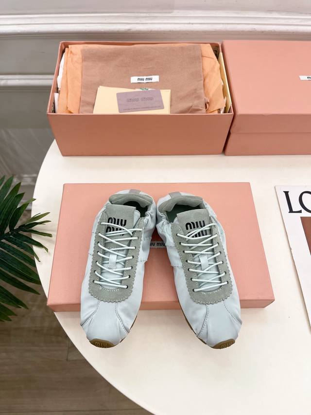 Miu Miu 25 2025 New Arrival - The Latest Runway Style Plume Satin Ballet Trainin