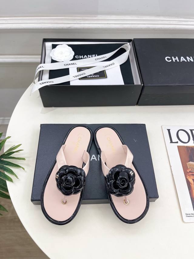 Chanel 25 2025 Early Spring New Arrival Classic Runway Style Chanel Double C Ca