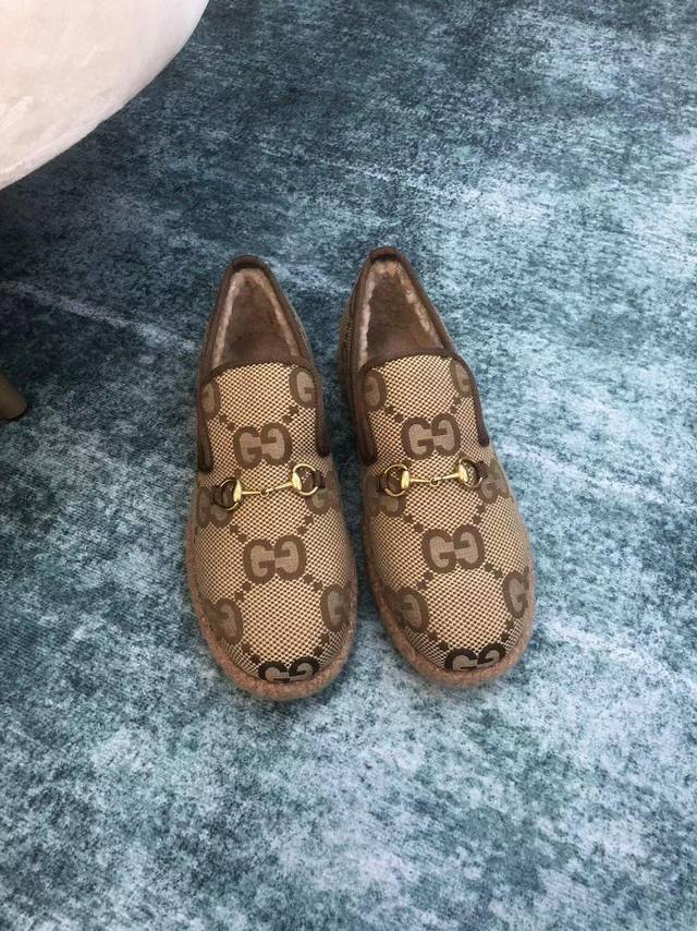 Gucci official website new women's autumn/winter wool loafers, woolen upper with