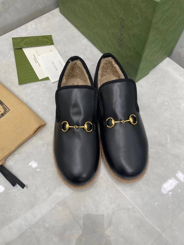 Gucci official website new women's autumn/winter wool loafers, cowhide upper wit