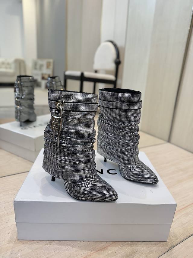 Factory Price: Authentic Custom Version Givenchy New Diamond High-Heeled Ankle