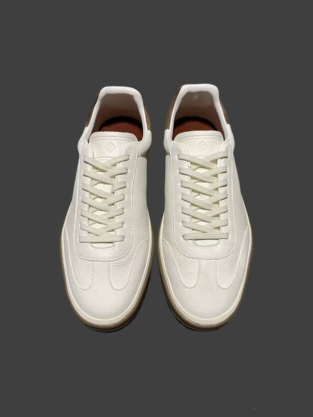 Factory direct price, top-tier reseller, Lp. Trendy casual sneakers for stylish