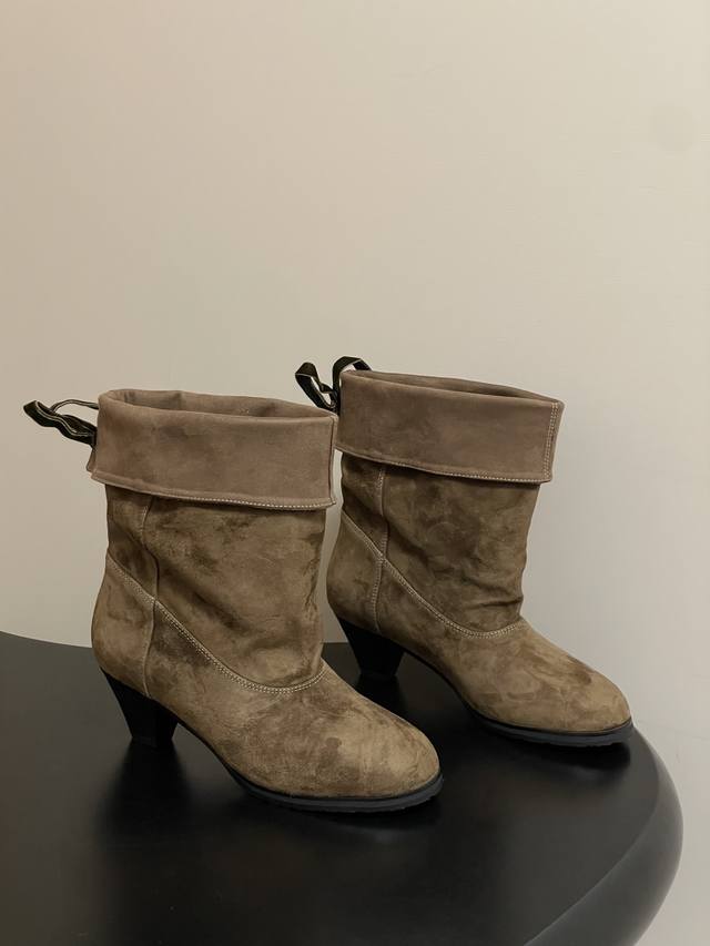 25Ss Autumn/Winter New Cotemp Round Toe Pleated Boots Commuter Ankle Boots High-