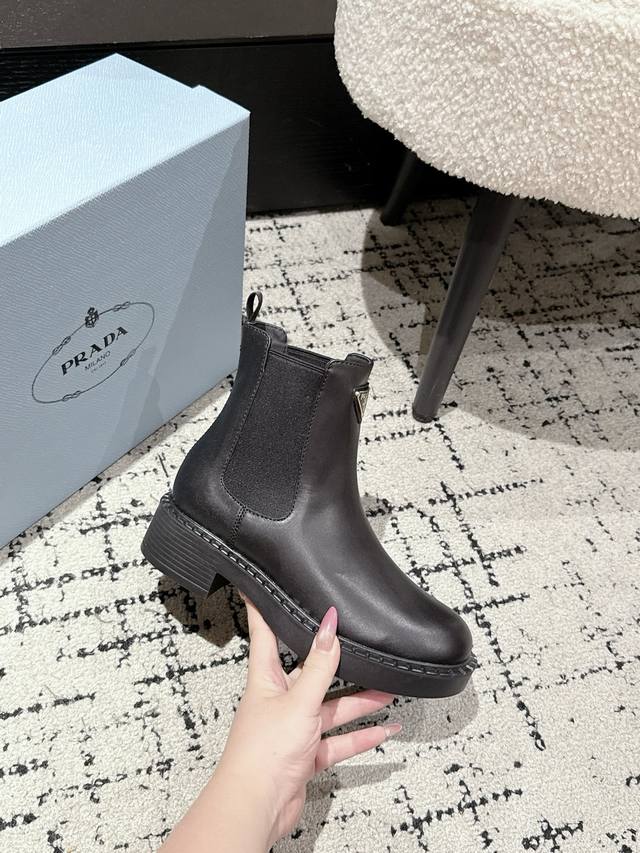 Prada retro platform Martin boots with elasticated sole, classic platform desig