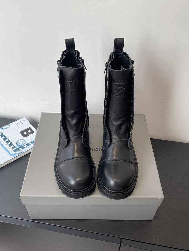 Balenciaga Strike Women's Ankle Boots, New Arrival 25. These boots boast superio