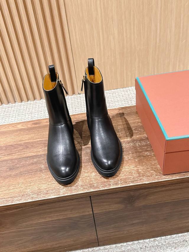 Dongguan-made Loro Piana Chelsea Boots The upper is made of imported calfskin w