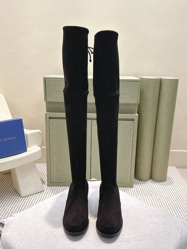 High-quality Stuart Weitzman 5050 over-the-knee boots, made of high-quality cow