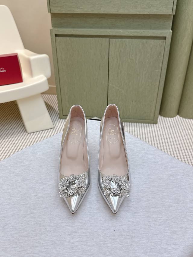 Retail-grade New arrival of the Jewel Heel series patent leather square buckle s