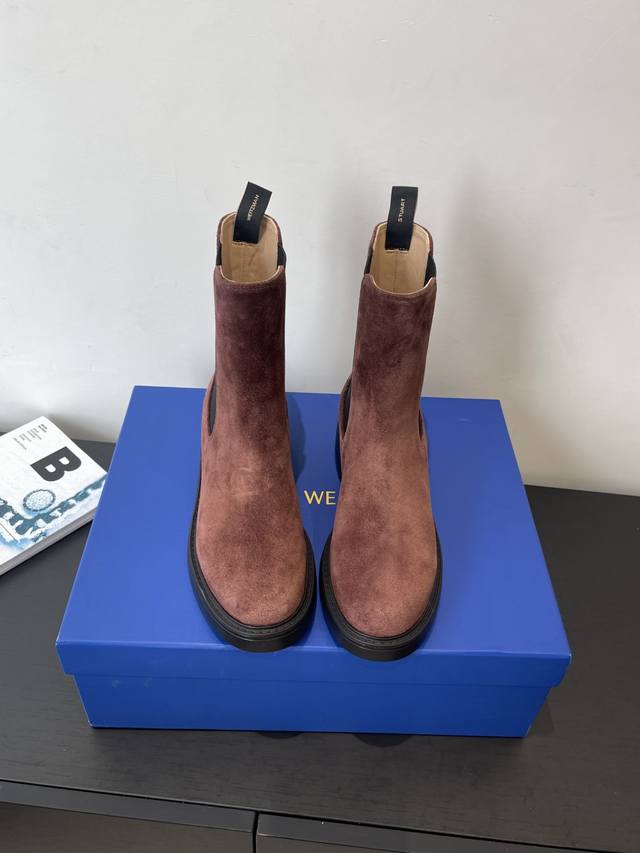 Stuart Weitzman Fall/Winter 2025 Suede Boots - New Sw Martin Boots/Rider Boots