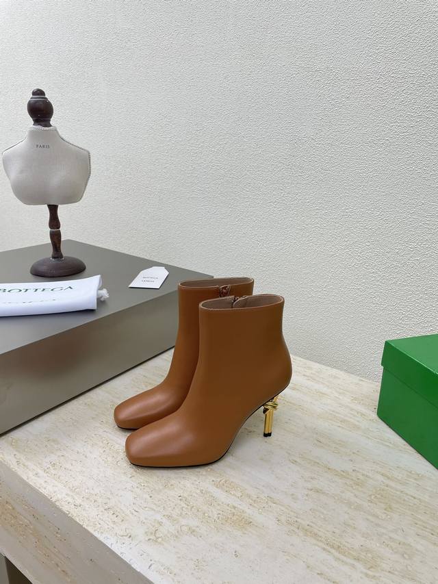 Bv Knot Series Metal Heel Ankle Boots Brown Top Layer Calfskin These square-toe