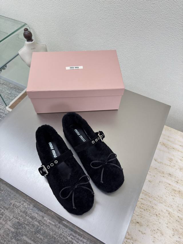 Mary Jane Pure Wool Flat Shoes Miu'miu Black sheepskin curly upper design Flat