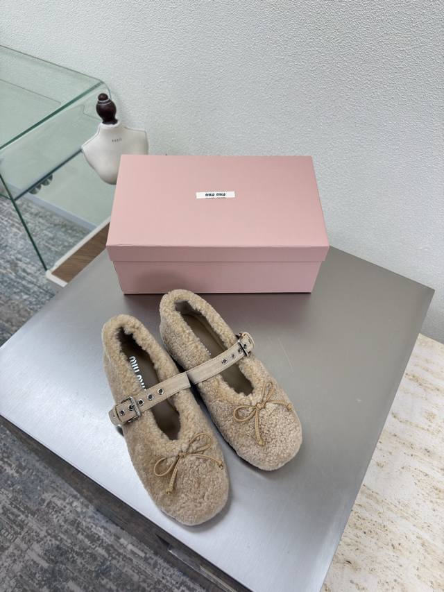 Mary Jane Pure Wool Flat Shoes Miu'miu Sheepskin Curly Upper Design Flat Design