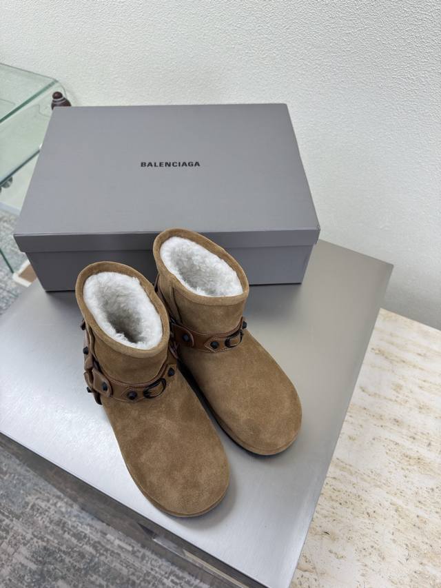 Balenciag Snow Boots Thick Sole with Wool Lining Brown High-Gloss Cow Suede She