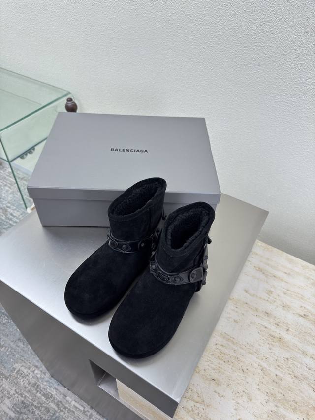 Balenciag Snow Boots, Thick Sole with Wool Lining, Black High-Gloss Calfskin, S