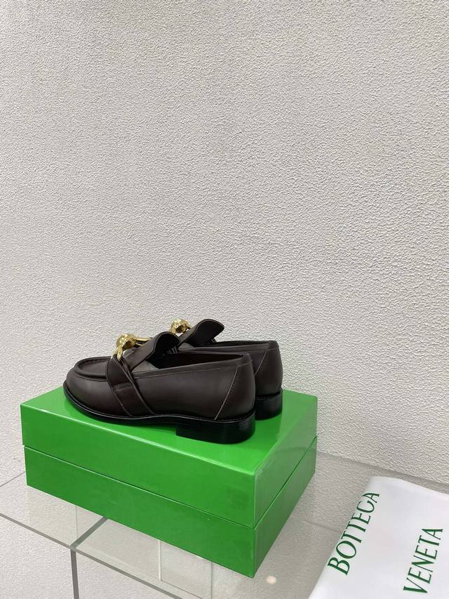 Bottega Venet* Women's Astaire Loafers 1:1 replica, identical hardware Coffee br