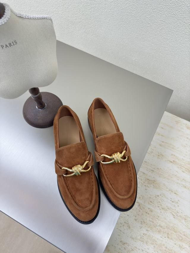 Bottega Venet* Hardware Knot Accessories Women's Astaire Loafers Suede Old Money
