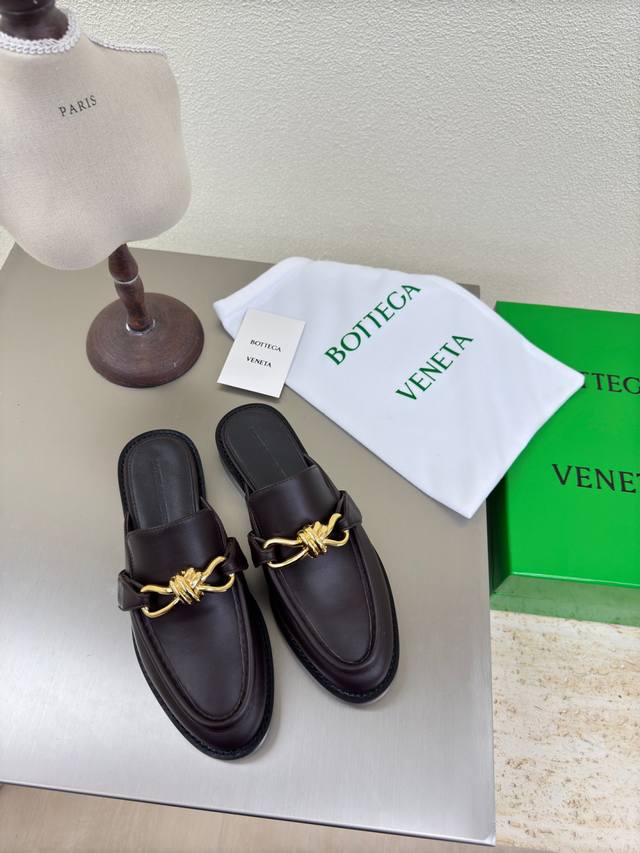 Bottega Venet* Genuine Leather Gold Hardware Knotted Rope Accessories Men's and