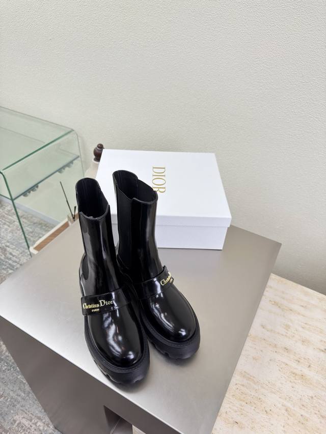 Chelsea Elastic Boots Dior Thick-Soled Metal Letter Logo Decorated Ankle Boots