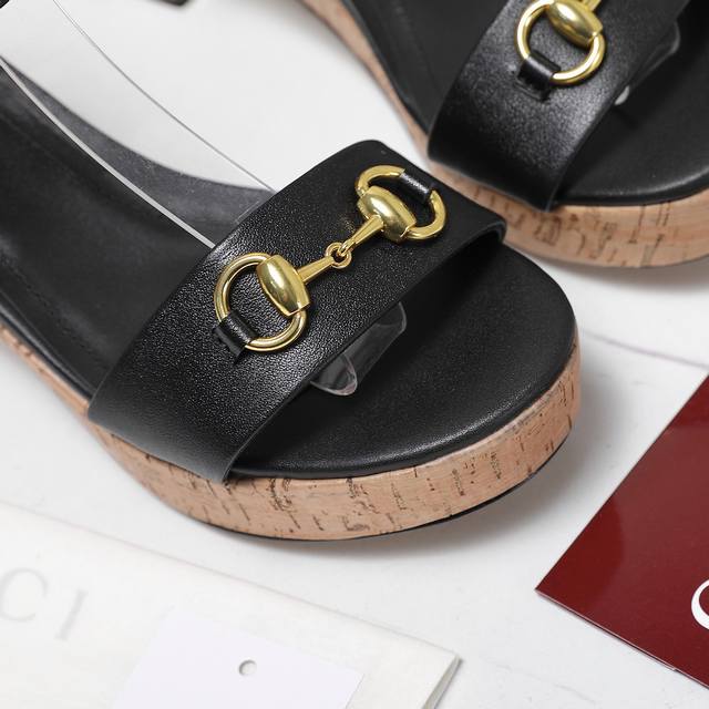 Exclusive Top-Tier Version Gucci 2025 Spring/Summer Latest Hot-Selling Sandal Se