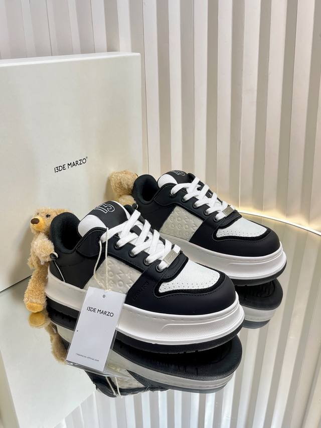 Demarzo Niche Trendy Brand 25Vs Latest Hot-Selling Casual Series Round Toe Thick