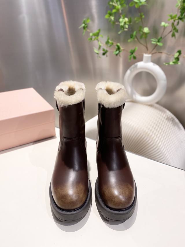 Factory Price PP Fur Lining, Leather Lining 460 Miu Miu Autumn/Winter Runway Ne