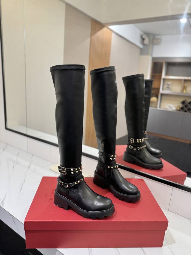 Factory Price (ppp): New Valentino Garavani Vlogo Signatur Over-the-Knee Boots -