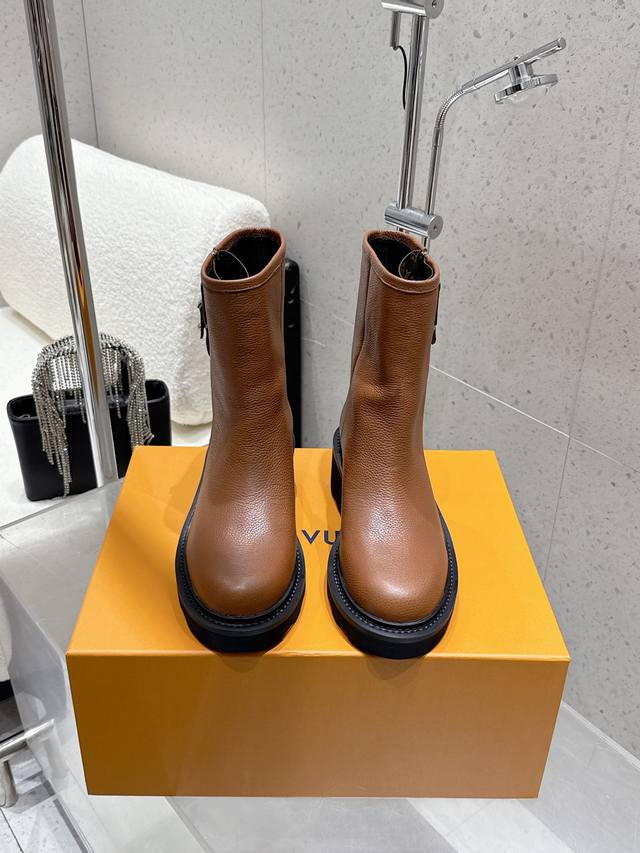 Louis Vuitton 25Ss Autumn/Winter New Arrival LV Round Toe Side Zipper Ankle Boot