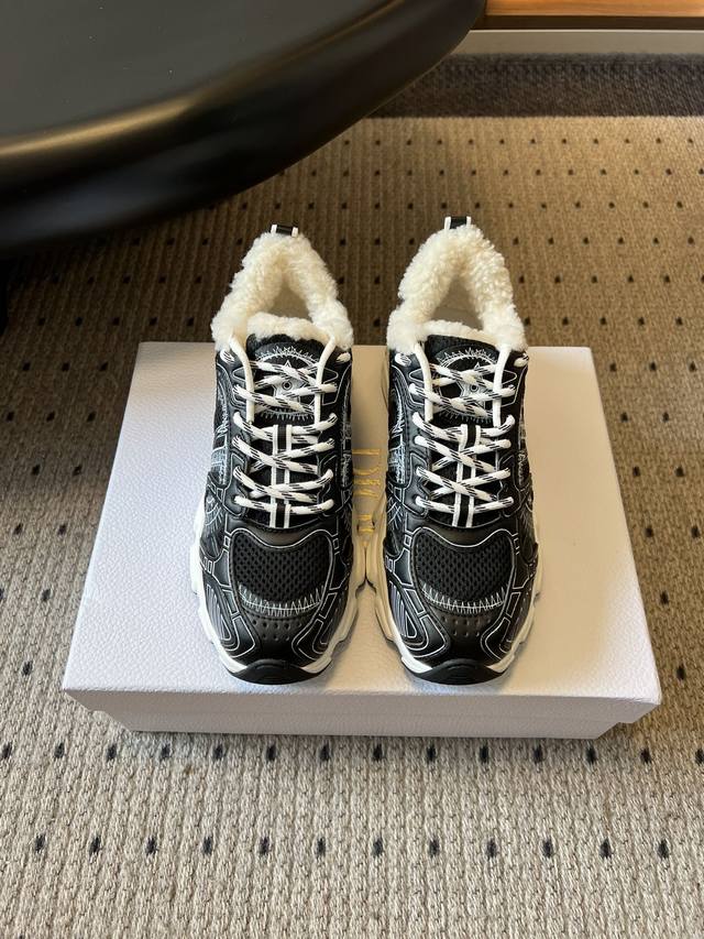 Top Quality Dio* Plush Lined Dad Shoes Series The shoe features a dad shoe silho