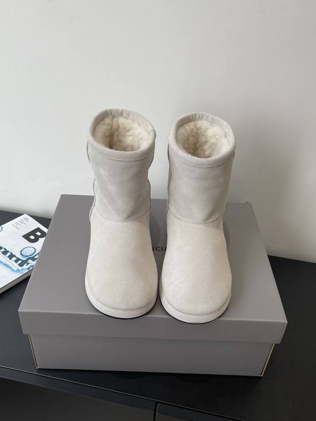 Top Quality Balenciaga 25Fw New Arrival Top Quality Balenciaga 25Fw New Arrival