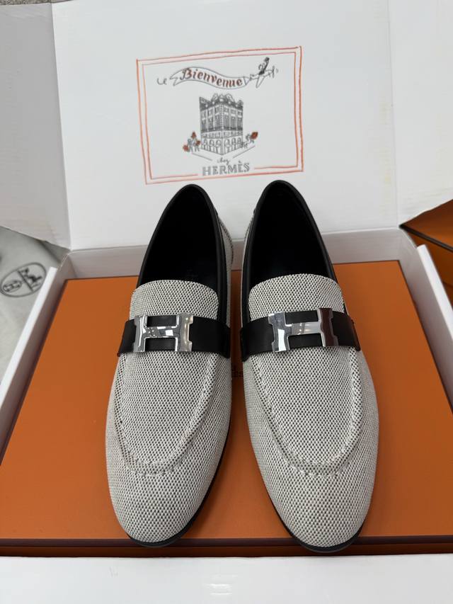Top Quality * Paris Retro H Buckle Loafers