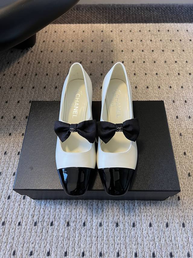 Top Quality Chanel* 25Ss Square Toe Mary Jane Shoes with Bow Featuring the brand