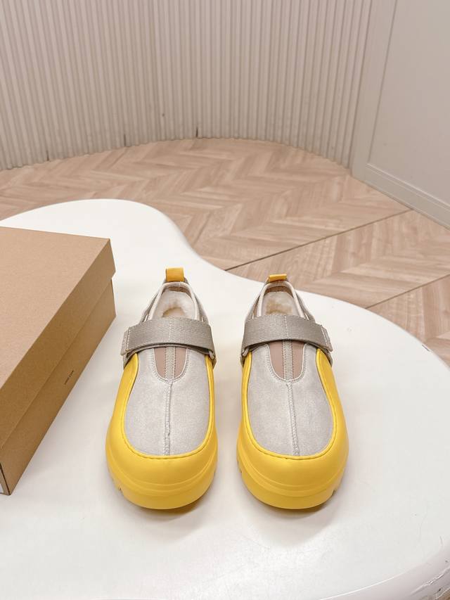 New Ugg wool shoes for couples are snug and comfortable, won't rub your feet at