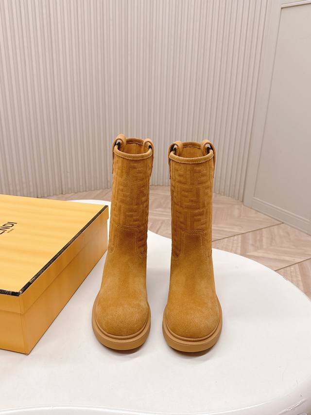 Short style, Fendi 2025 new autumn/winter short boots, high-top boots, riding b