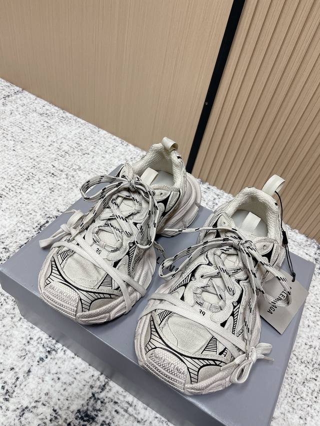 High-volume version Balenciaga Couple 3XL Sneakers Balenciaga 10th generation me