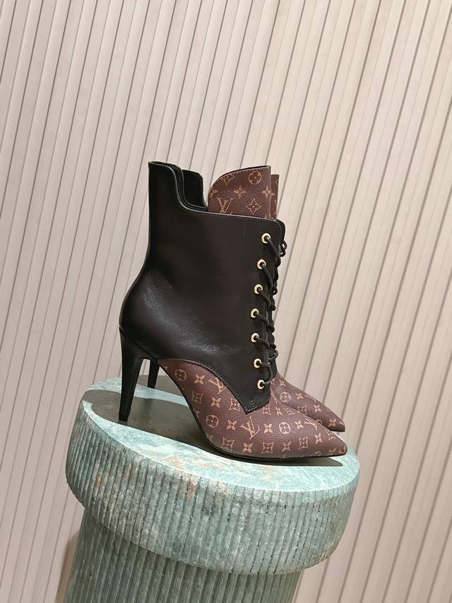 Retailer Grade: LV Louis Vuitton 25Ss New Autumn/Winter High-Heeled Martin Boots