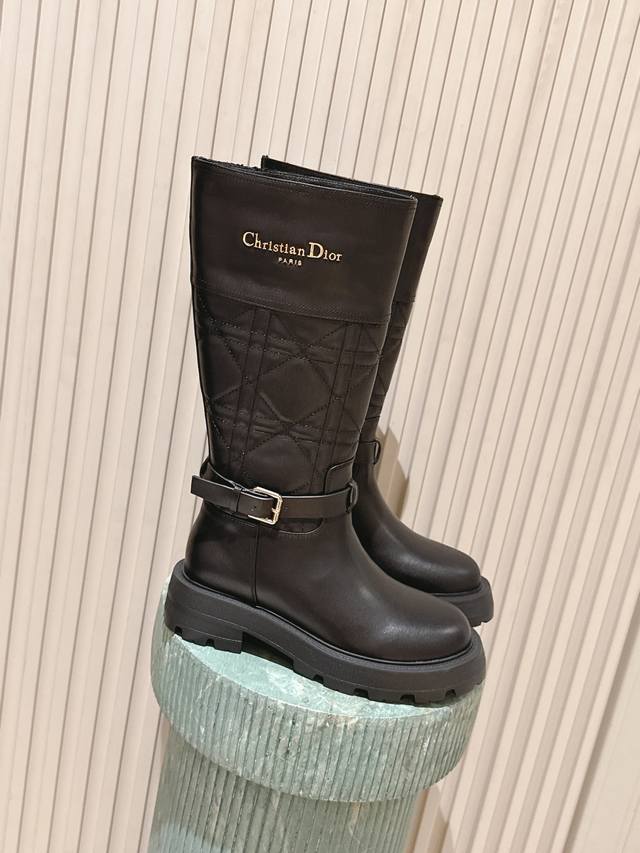 Item Level: Full Leather: Dior Major 25 True Fit Lightweight Ankle Boots Stylis