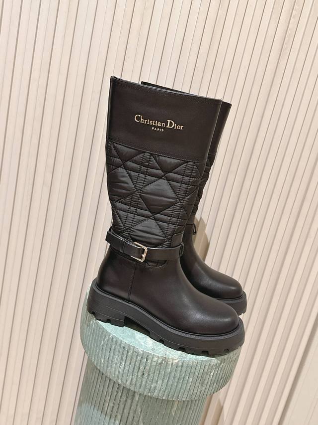 Item Level: Standard Version: Top Version: Dior Major 25 True Match Lightweight