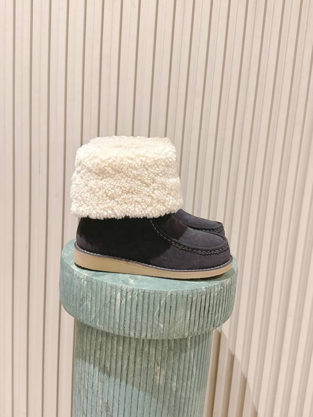 Top-tier version: Chlo