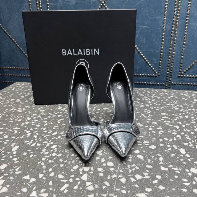 Balmain's Latest Runway Fashion High-Heeled Shoes Balmain, founded in 1945 by F