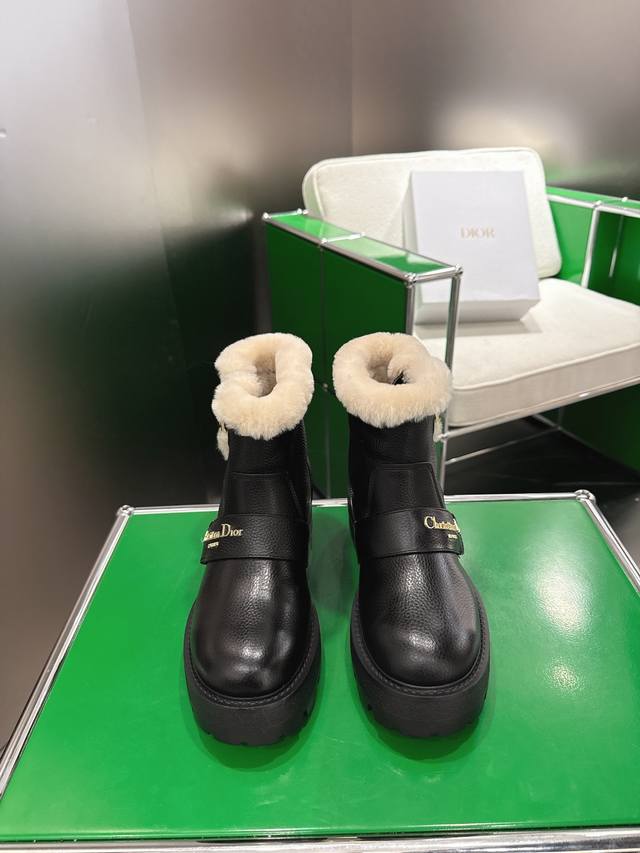 K020 Dior-Mor Series Punk Style Warm Furry Women's Boots 2025 Autumn/Winter New