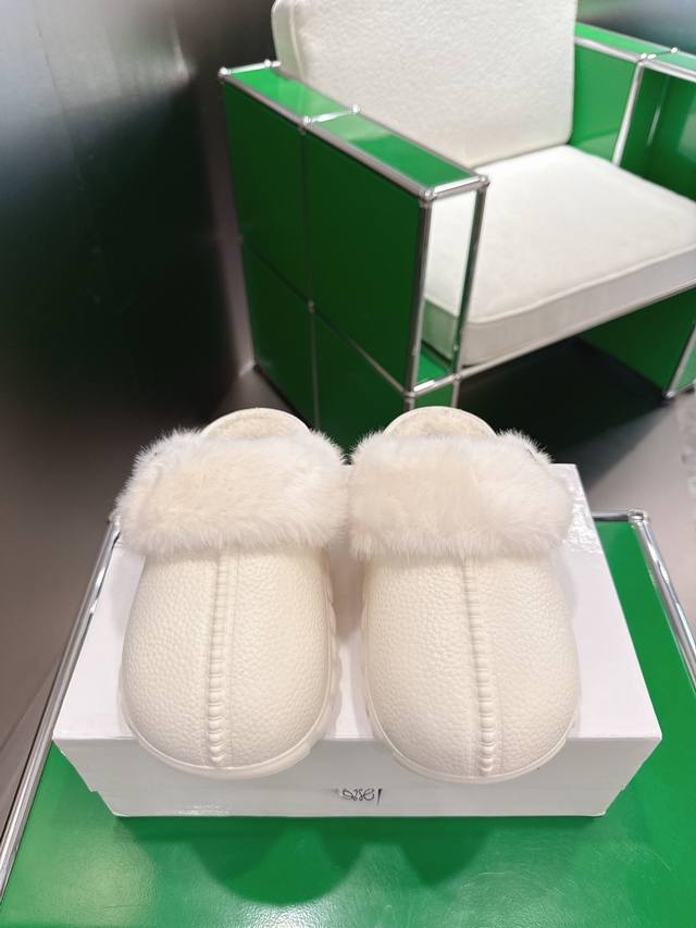 Koo3Loewe 25Ss Autumn/Winter New Style Fur Slippers Ease Three-Petal Toe Full Le