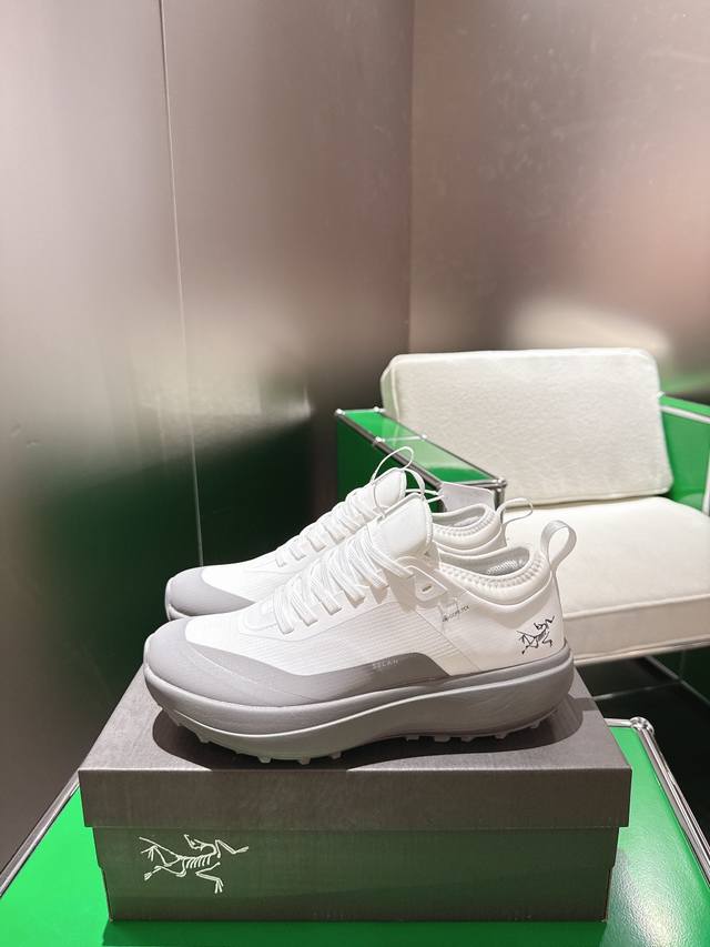 Top-tier version, Guangdong import. Arcteryx Sylan Comfortable Fabric Waterproof