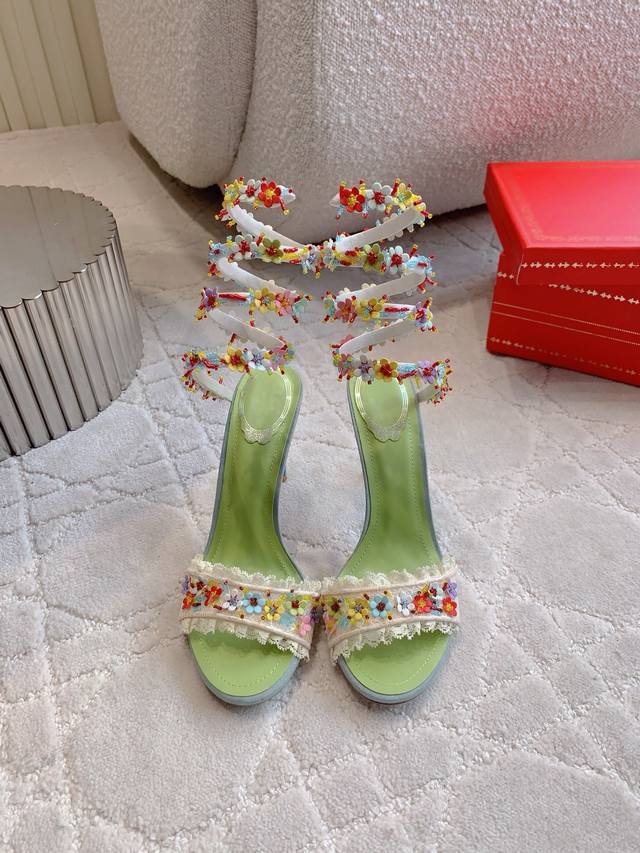 Slippers with snake-shaped back strap Ren* Caovill* New heavy-duty floral high