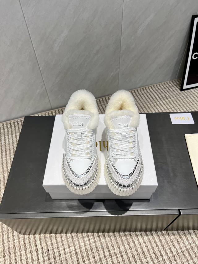 Factory Direct: Exclusive Top-Tier Version Chioe Chloe 2025 Autumn Latest Casua