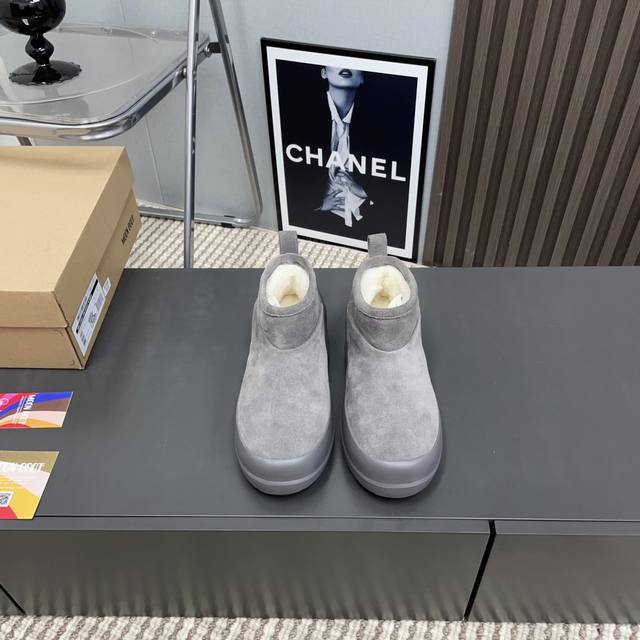 Factory Direct: Exclusive Top-Tier Version Moon Boot 2025 vs. Autumn/Winter Lat