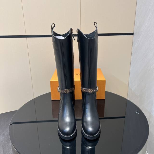 Factory Direct: Exclusive Top-Tier Version LV 2025 Early Autumn New Fashion Boo