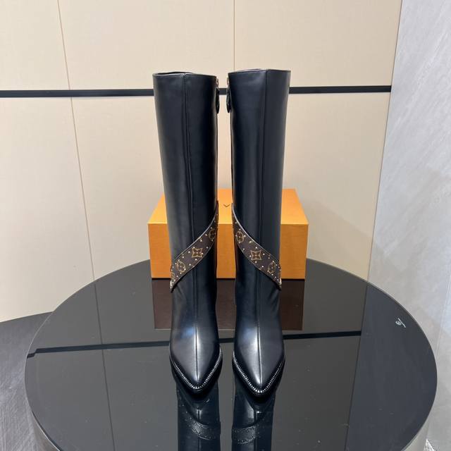 Factory Direct: Exclusive Top-Tier Version LV 2025 Early Autumn New Fashion Boo