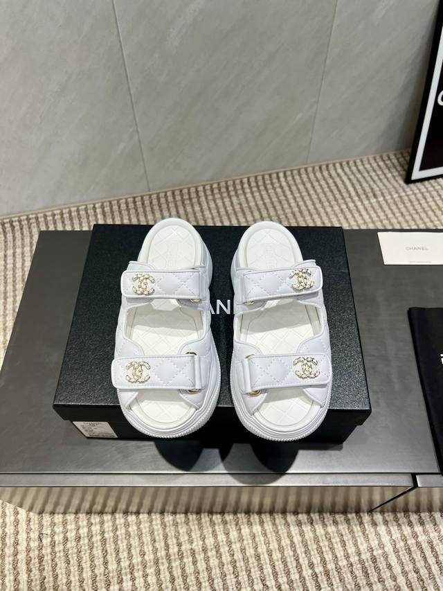 Factory Direct: Exclusive Top-Tier Version Chanel*L 2025 VS Platform Sandals Se