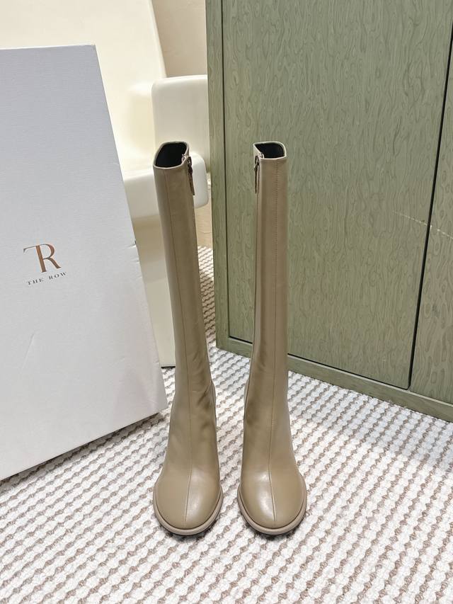 Retailer-grade The Row Autumn/Winter New Chunky Heel Round Toe Boots The Row has