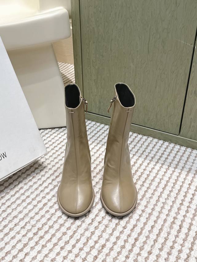 Retailer-grade The Row Autumn/Winter New Chunky Heel Round Toe Ankle Boots The R